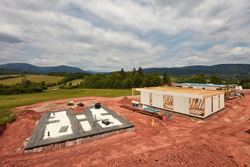 Materiály fermacell najdete na dřevostavbách přízemních apartmánů v Golf resortu Mladé Buky