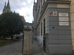 Stavební úpravy Arcibiskupského gymnázia Kroměříž s podlahovými prvky fermacell