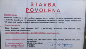 Sádrovláknité desky fermacell na střešní nástavbě budovy Základní školy v Radostíně nad Oslavou